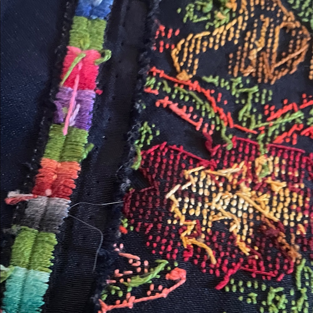 Hand stitched garden Thoub Multicolor - Picture 3 of 10